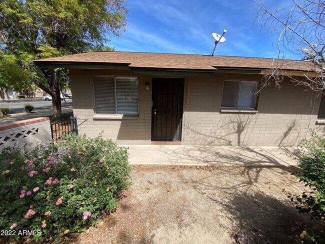 Foto del edificio - 7153 N 57th Dr