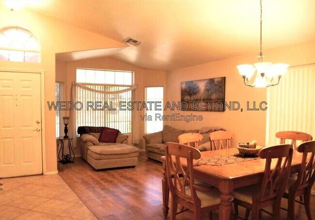 Foto del edificio - 687 E Baylor Ln