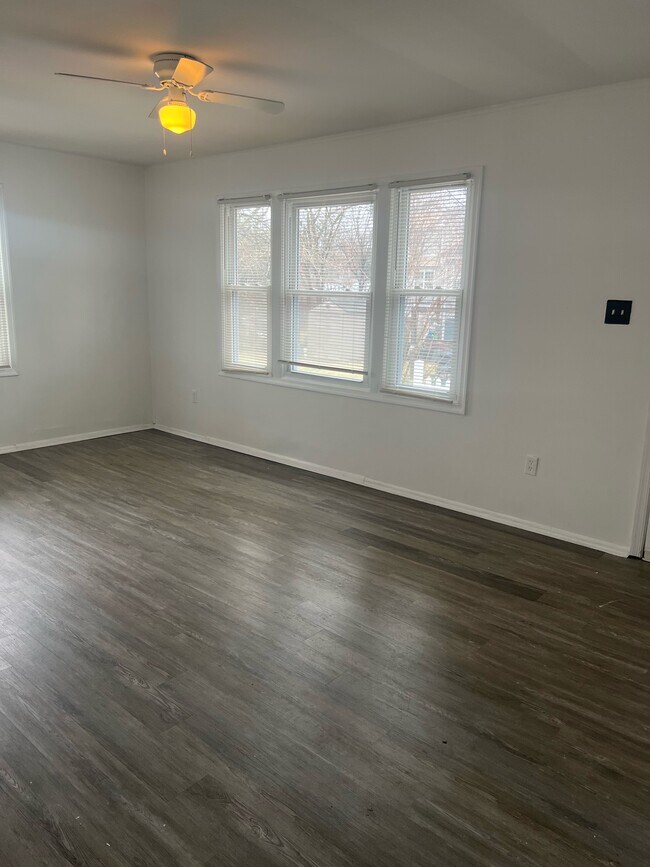 Photo - 609 N Stonestreet Ave House