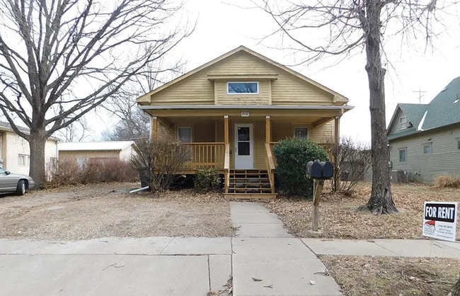 Building Photo - 316 S Taylor St