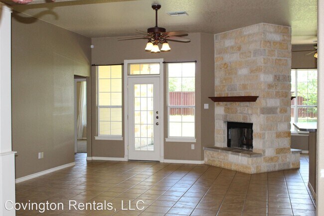 Foto del edificio - 4 br, 3 bath House - 1300 Salado Oaks Dr