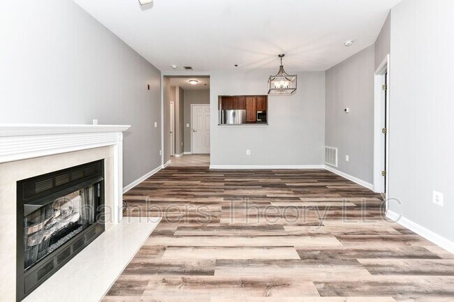 Foto del edificio - 1851 Stratford Park Pl