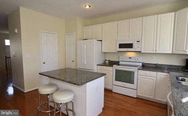Building Photo - 14607 Rainy Spring Ln
