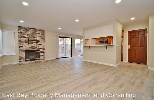 Building Photo - 2 br, 2 bath House - 38739 Huntington Cir.