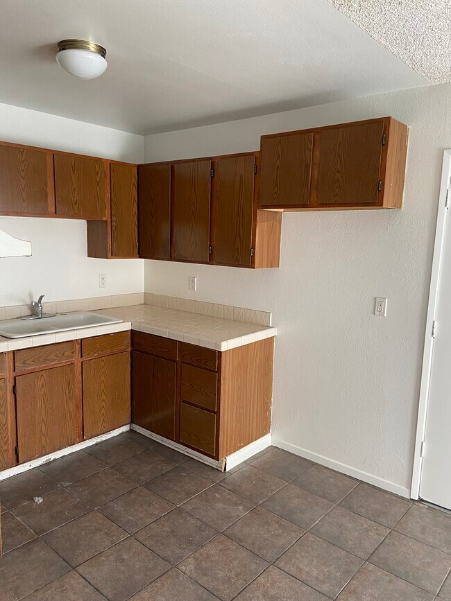 Building Photo - 3553 El Sereno Ave