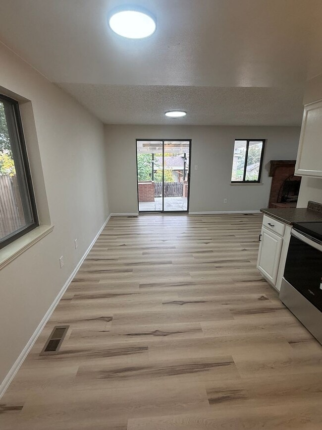 Building Photo - Beautifully Remodeled Westminster Ranch