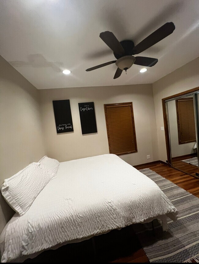 4954 W Cullom Ave, Chicago, IL 60641 House for Rent in Chicago, IL