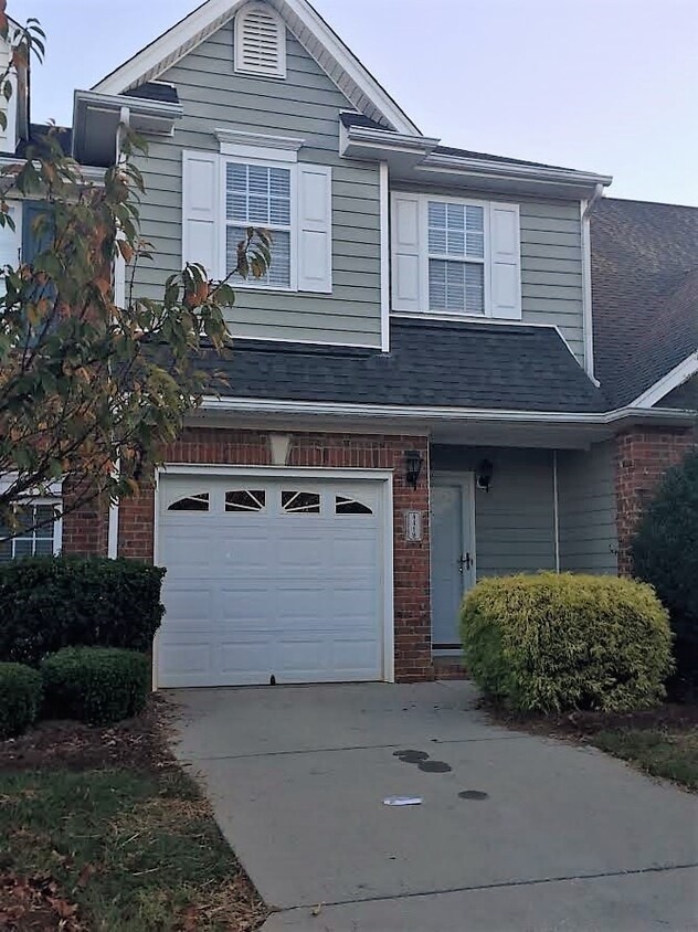Primary Photo - 4419 Piedmont Trace Dr