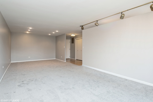 Building Photo - 9201 Drake Ave
