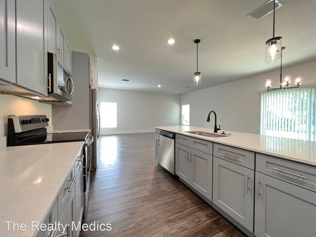 Foto del edificio - 4 br, 2 bath House - 2718 Wright Ave SE