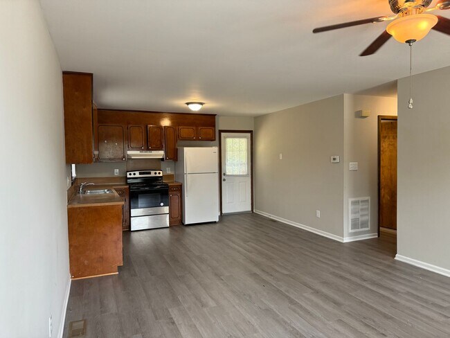 Foto del edificio - Two Bedroom Apartment in Lincolnton