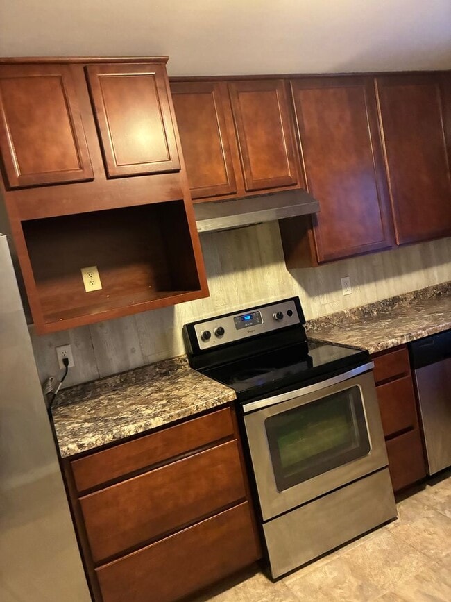 Building Photo - 1024 N 15th St