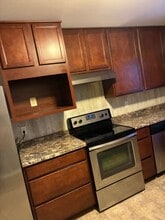 Building Photo - 1024 N 15th St