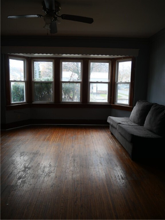 Foto del edificio - 986 Bay St