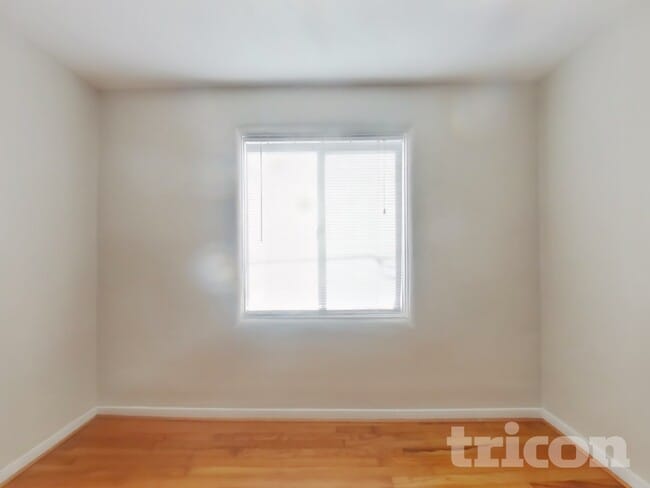 Building Photo - 342 Camellia Way