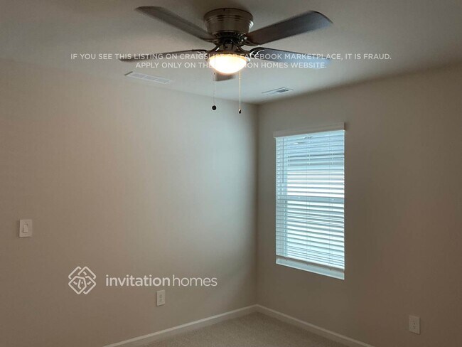 Foto del edificio - 576 Bridger Dr