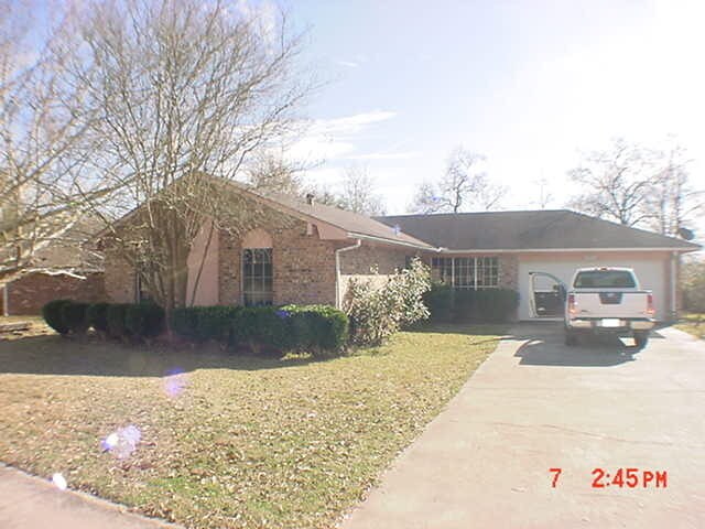 Primary Photo - 1011 Meadowbrook St