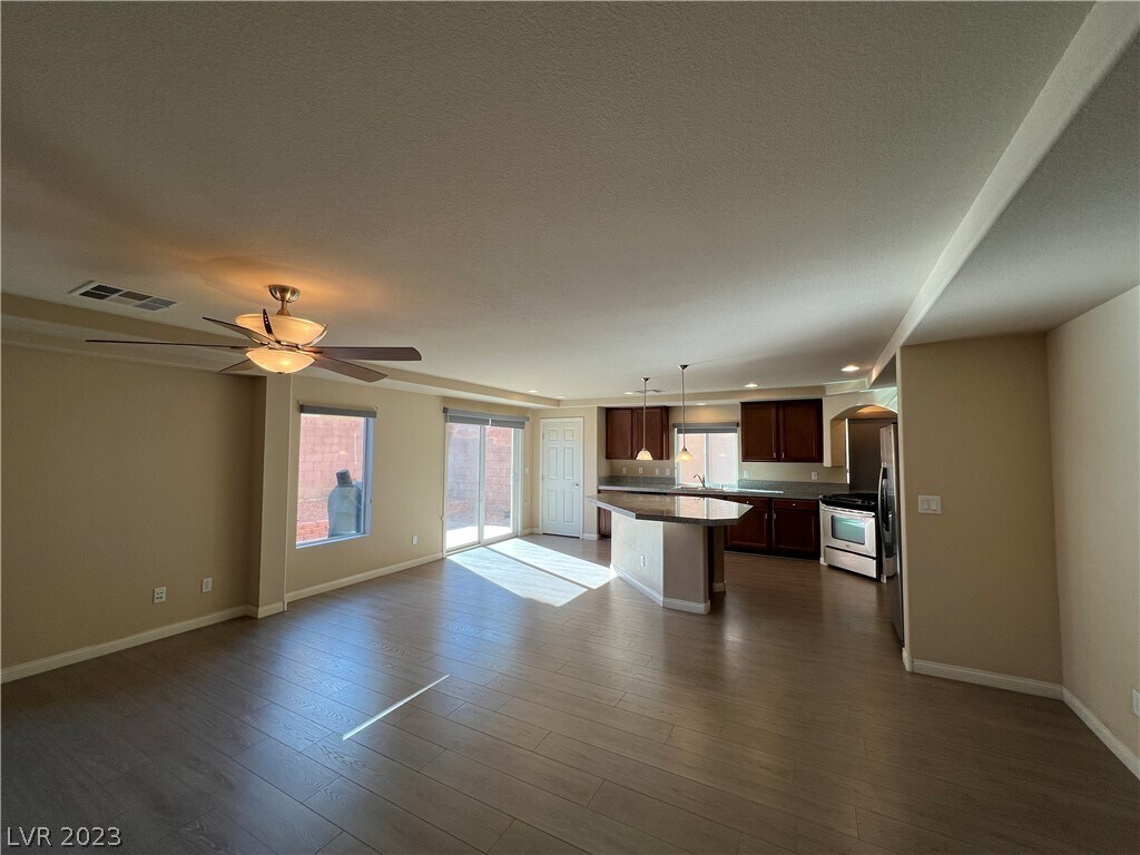 Primary Photo - 6703 Bel Canto Ct
