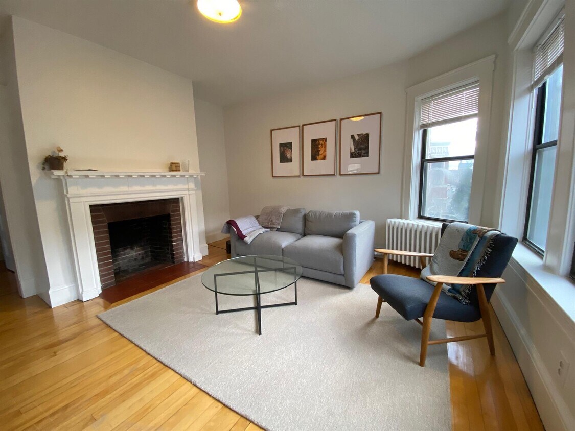 Primary Photo - 6 Prescott St