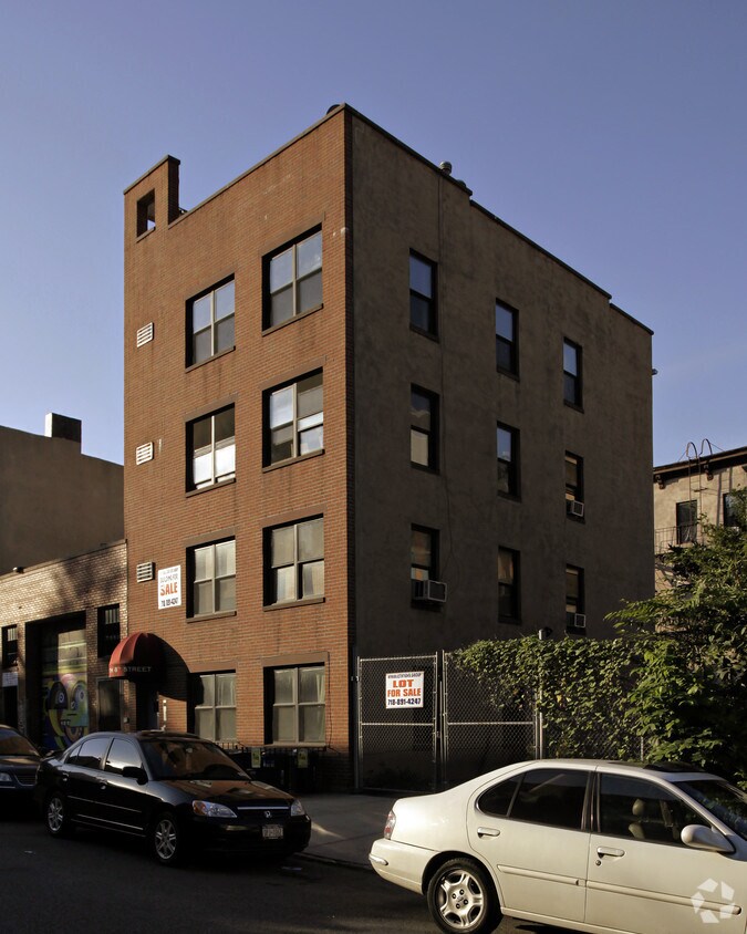 Foto principal - 68 N 8th St