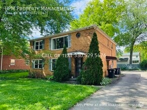 Building Photo - 1803 Tanglewood Dr