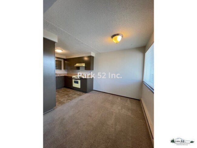 Building Photo - 4521 Yakima Ave