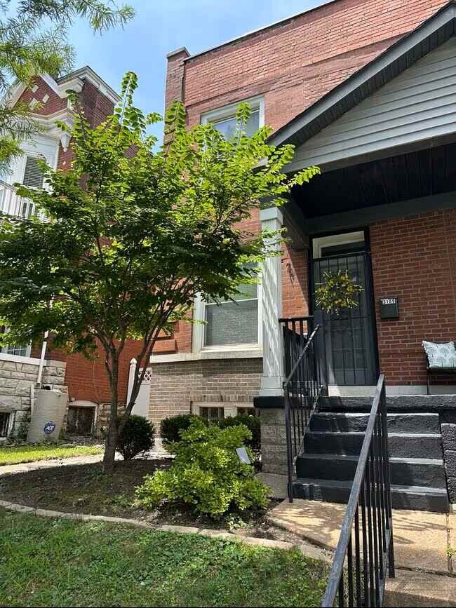 Foto del edificio - 3169 Portis Ave
