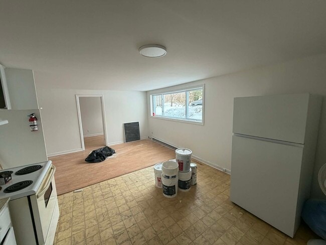 Building Photo - 7 Bennett Ave