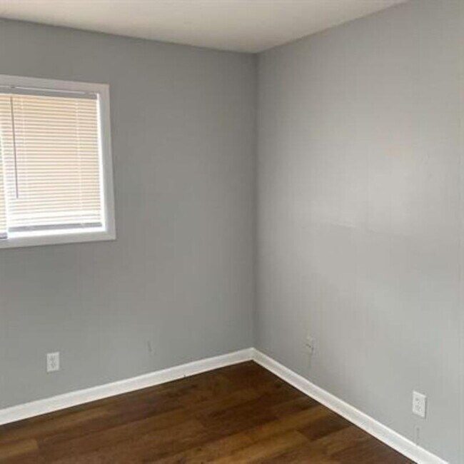 Foto del edificio - 719 Palmetto Ave