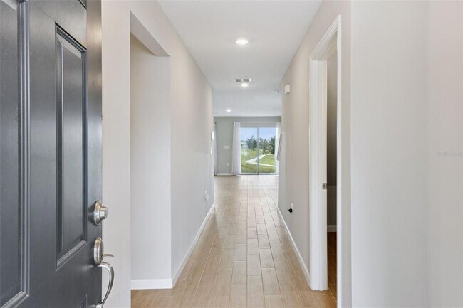 Foto del edificio - 5580 Maddie Dr