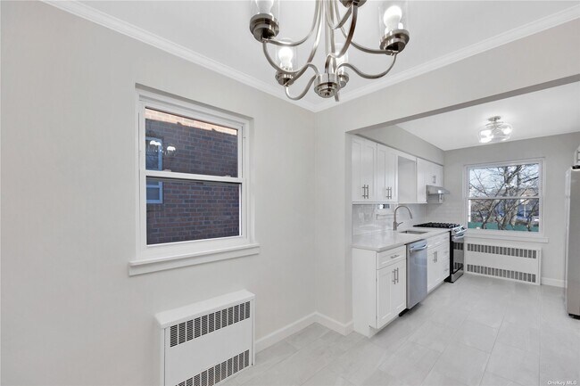 Building Photo - 160-37 Willets Point Blvd