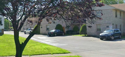 Building Photo - 96 S Hamilton St