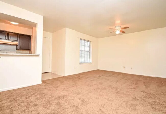 Foto del edificio - 3025 Waller St