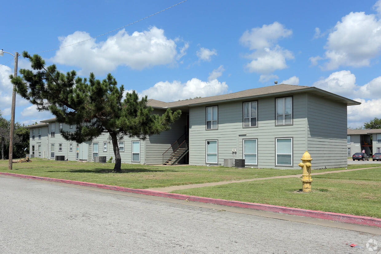 9 East - 1308 N Ohio Ave Okmulgee, OK - Apartments for Rent in Okmulgee ...