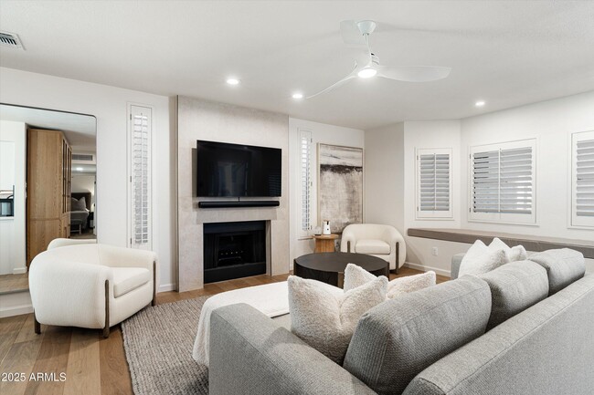 Building Photo - 11079 N 109th Pl