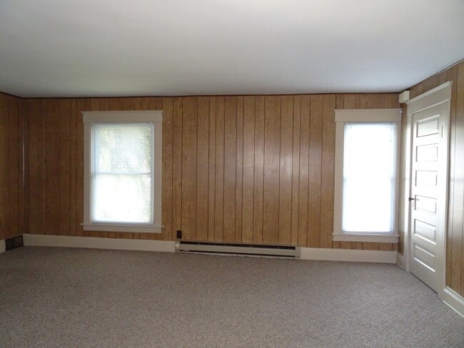 Building Photo - 415 E Lima St