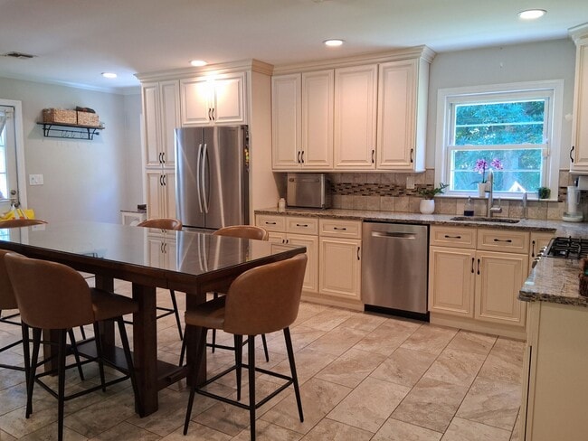Photo - 265 Cuba Hill Rd (Huntington, NY) House