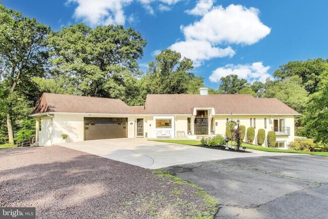 Foto del edificio - 1426 Carrington Ln