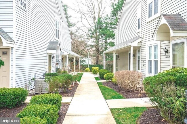 Foto del edificio - 1504 Ralston Dr