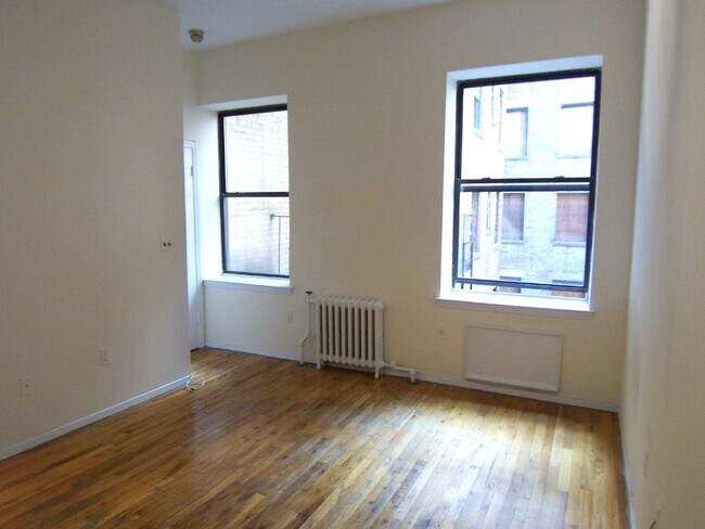 Foto del edificio - 605 W 112th St