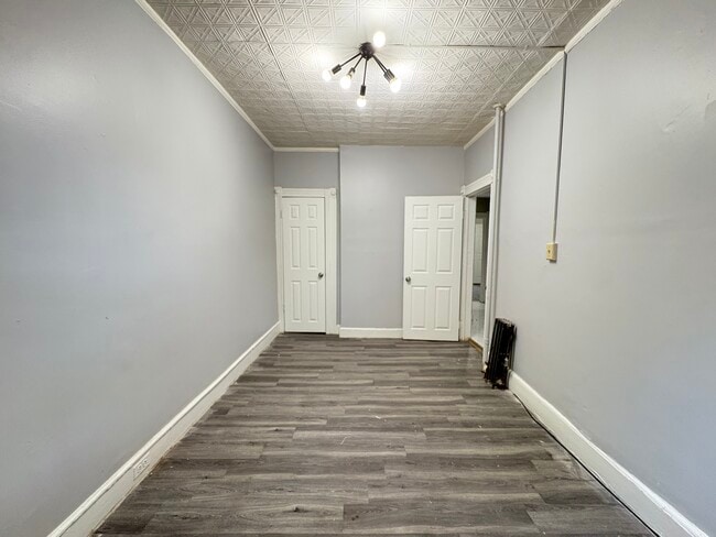 Building Photo - 721 Bergen St
