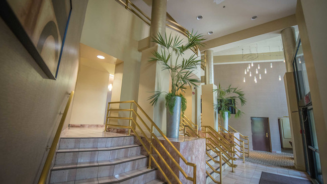 Lobby - Gateway at Malden Center