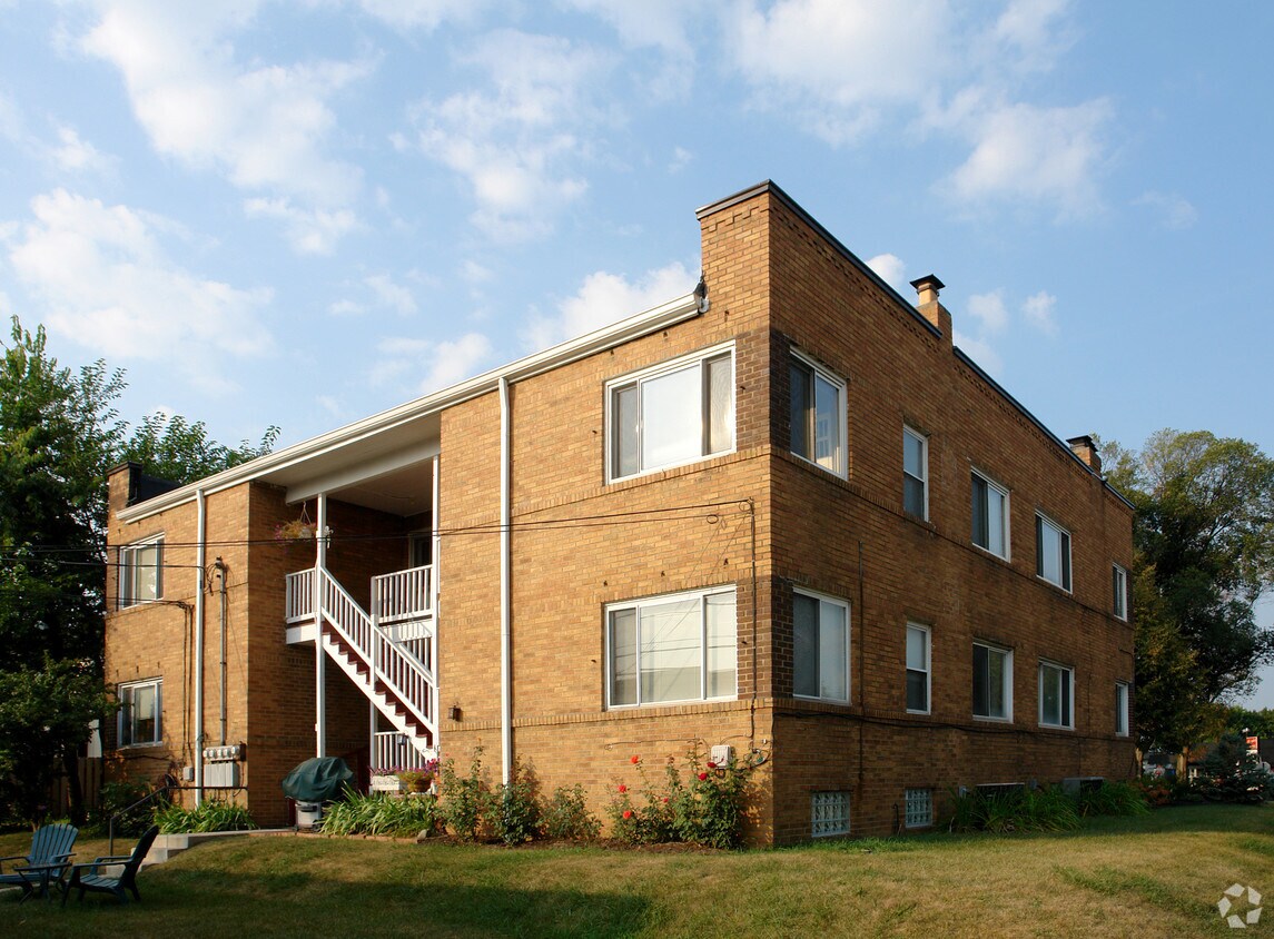 Foto del edificio - 1020 Northwest Blvd