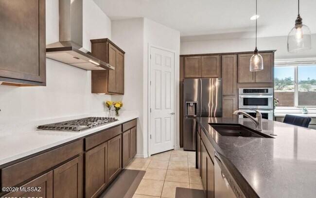 Building Photo - 719 E Danum Vly Dr