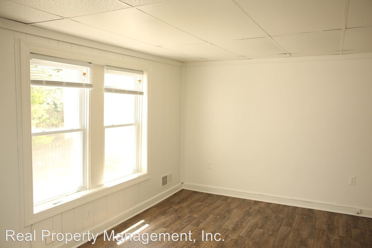 Foto principal - 406 Hedge St