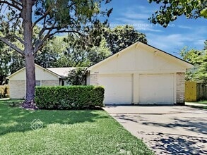 Building Photo - 19607 Horseshoe Lake Ln