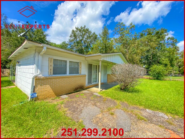 Building Photo - 1005 Anders Dr