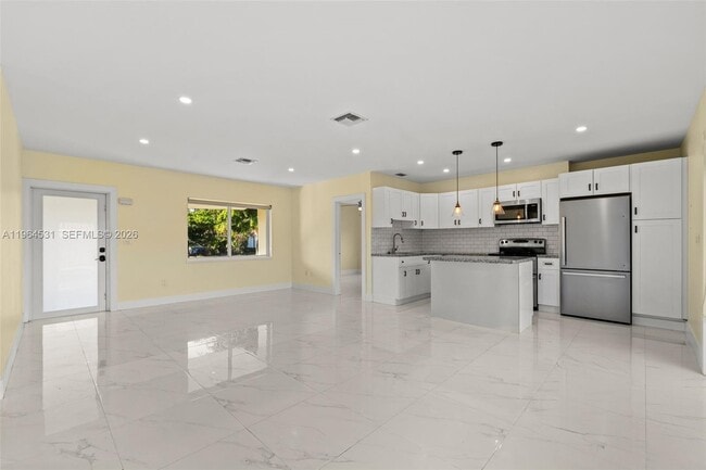 Foto del edificio - 6851 SW 48th Terrace