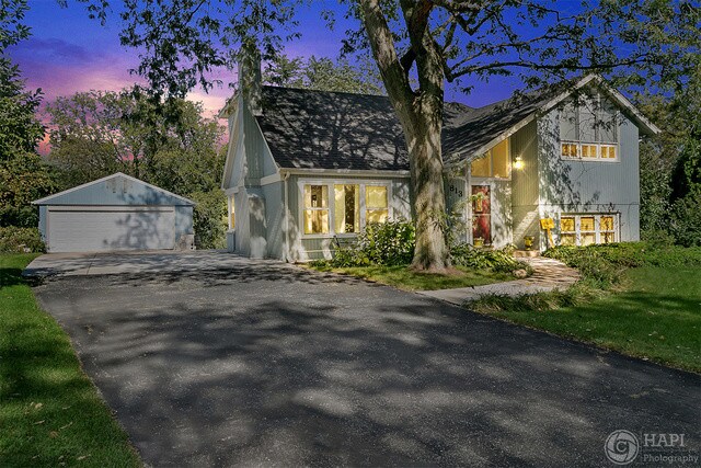 Building Photo - 813 Cedar Ln