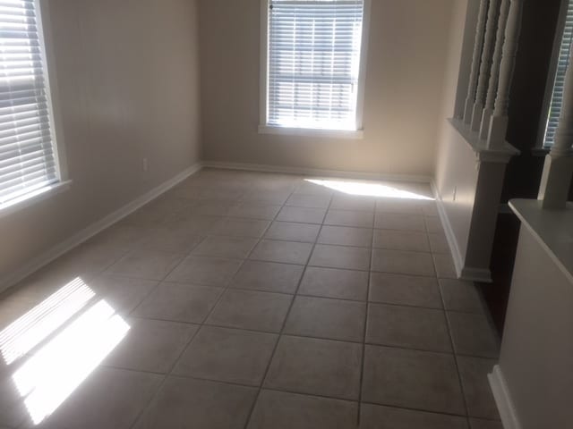 Building Photo - 3/2 Large Bonus Room